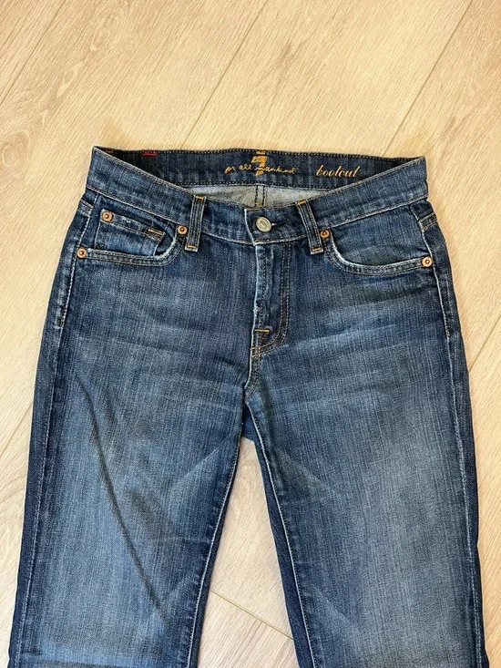 7 FOR ALL MANKIND Bootcut Women’s Jeans - FREE SHIPPING on Bundles $85+ - Picture 2 of 15